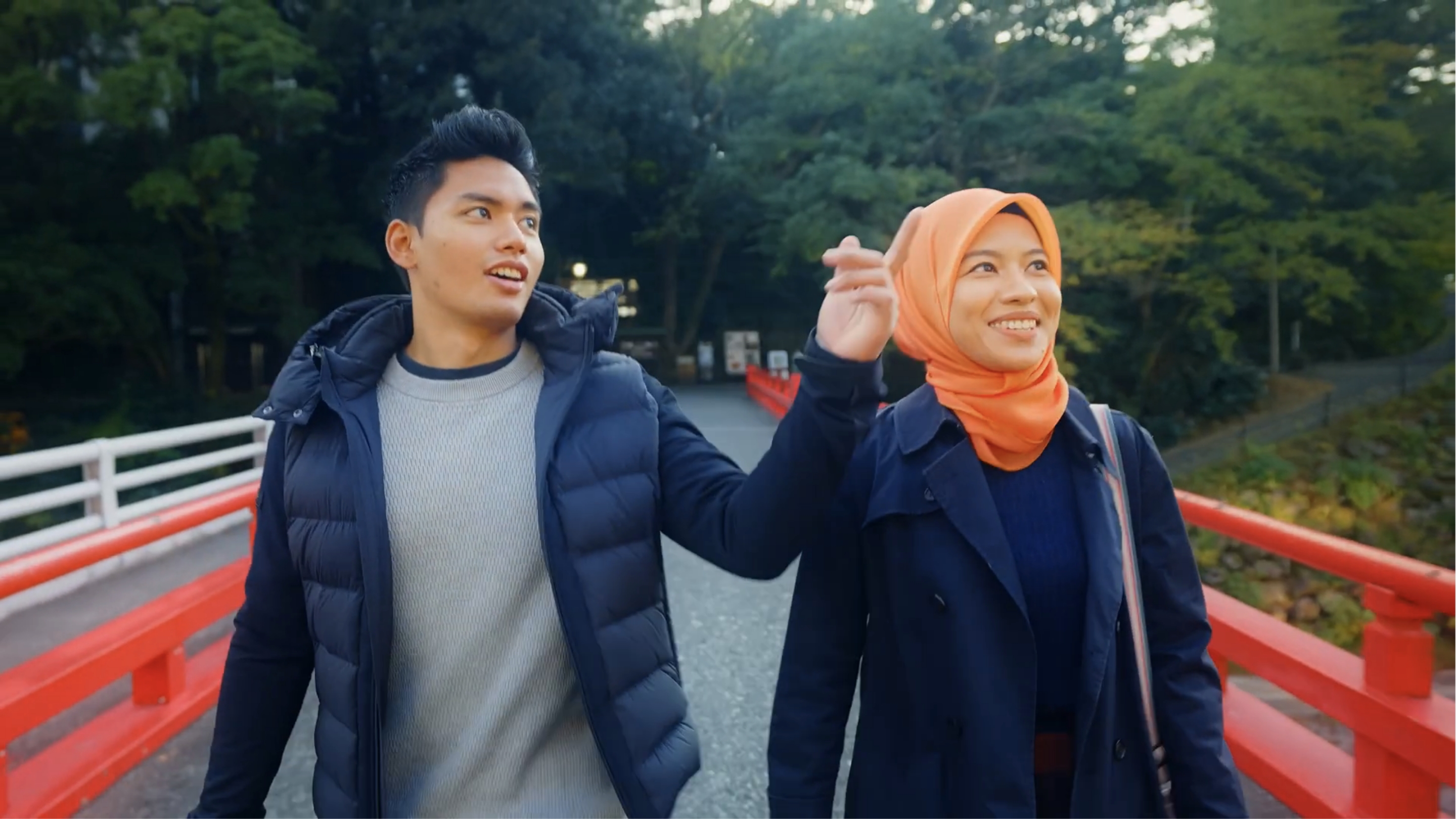 JAPAN Welcome Guide for Muslim Travelers. Muslim-friendly accommodations, facilities, Prayer rooms, activities, and travel tips.